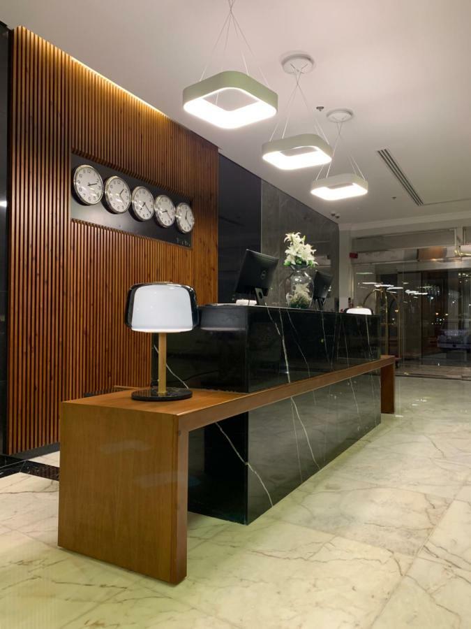 Tripper Inn Hotel Дамам Екстериор снимка